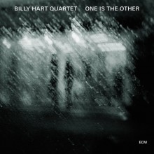 Billy Hart Quartet: One Is the Other